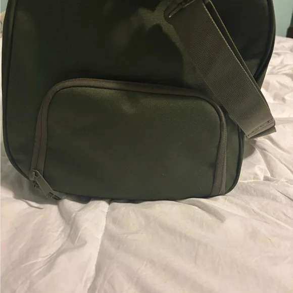 Herschel Supply Company Novel duffle bag Olive and Brown - Picture 4 of 7